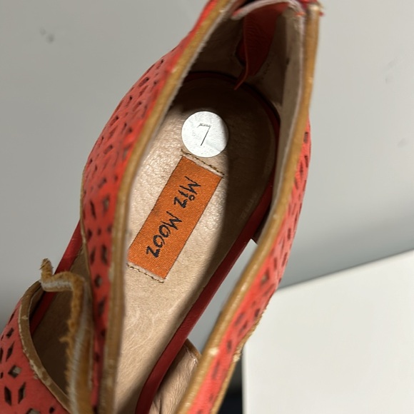 Miz Mooze wedges - Picture 6 of 6